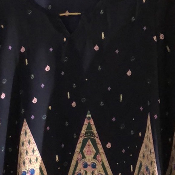 Roommates Navy-Multi Color Blouse - Picture 7 of 8